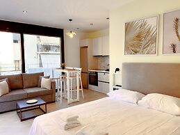 Theo Apartments in Athens Center
