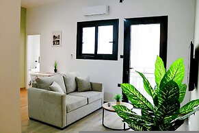Theo Apartments in Athens Center