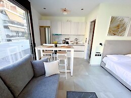 Theo Apartments in Athens Center