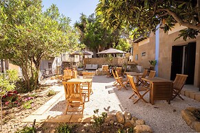 Villa Amoroso - Ospitalità Mediterranea