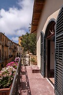Villa Amoroso - Ospitalità Mediterranea