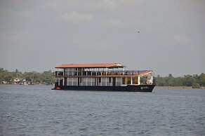 Houseboats By DAE Colombo