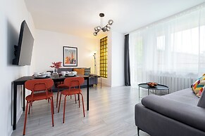 Family - by Kairos Apartments
