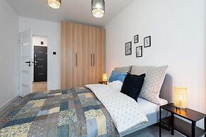 Family - by Kairos Apartments