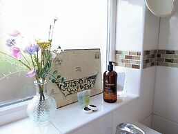 Erin's Cottage in Merthyr Tydfil