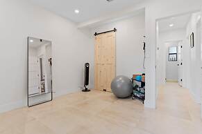 Casa Siesta Modern by Design District Hot Tub