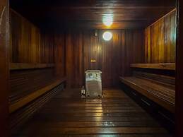 Stylish City Loft Downtown Steps to Bayfront Park