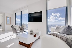 Miami Paraiso Modern Rooftop Pool Walk to Midtown