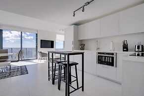 Miami Paraiso Modern Rooftop Pool Walk to Midtown