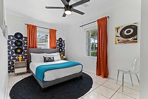 Retro Rewind Stylish Near Design District Miami