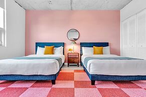 Miami Vice Chic Pool and Steps to Midtown Shops