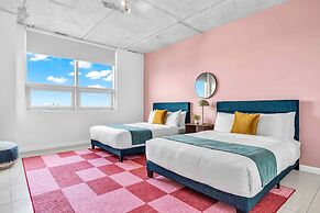 Miami Vice Chic Pool and Steps to Midtown Shops