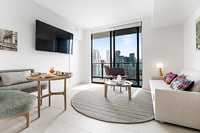 Rumrunner Downtown Pool Gym Full Service Tower