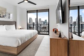 Rumrunner Downtown Pool Gym Full Service Tower