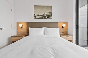 Bayside Breeze Downtown Luxury Tower Pool Gym