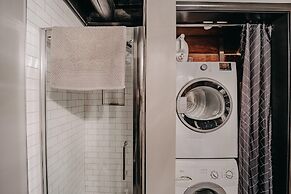 81sl - Hot Tub - Wifi - Pets Ok - Sleeps 4