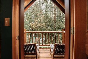 81sl - Hot Tub - Wifi - Pets Ok - Sleeps 4