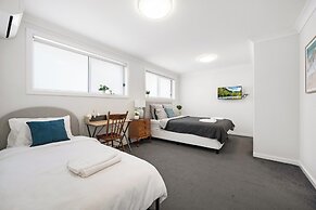 Kozyguru | Austral | Convenient 4 X Ensuite House