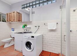 Kozyguru | Campsie | Oldie-Goodie Look 4 Bed House
