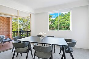 Kozyguru | Camperdown | Cozy 2-Bed Apt + Parking