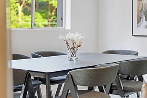 Kozyguru | Camperdown | Cozy 2-Bed Apt + Parking