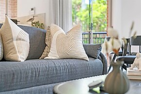 Kozyguru | Camperdown | Cozy 2-Bed Apt + Parking