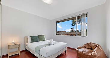 Kozyguru | Campsie | 2 Bed Spacious Apt