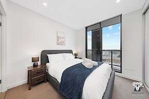 Kozyguru | Campsie | Three Bedroom Home + Parking