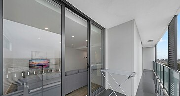 Kozyguru | Campsie | Three Bedroom Home + Parking