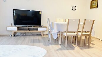 Kozyguru | North Epping | One Bedroom | Short Drive To Uni