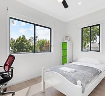 Kozyguru | Glenbrook | Renovated 5 Room House