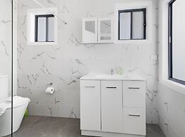 Kozyguru | Glenbrook | Renovated 5 Room House