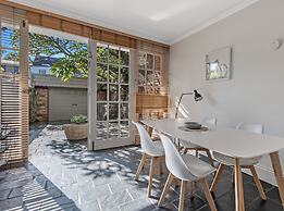 Kozyguru | Glebe | Cozy 2 Bedroom Terrace House