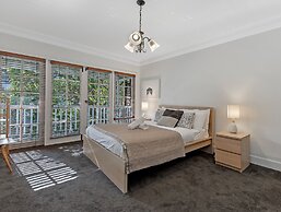 Kozyguru | Glebe | Cozy 2 Bedroom Terrace House