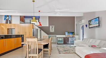 Kozyguru | Glebe | Cozy 2 Bedroom Terrace House