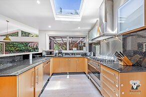 Kozyguru | Glebe | Cozy 2 Bedroom Terrace House