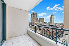 Kozyguru | Haymarket Syd | Overly Warm | 1 Bed Apt