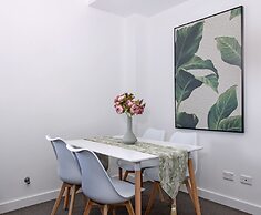 Kozyguru | Harris Park | Charming 1R Two-Story Apt