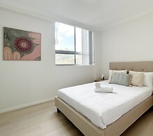 Kozyguru | Homebush West | 3Bed 2Bath Apt +Parking