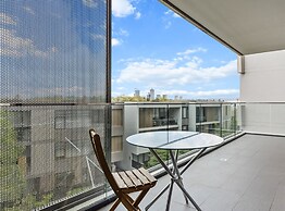 Kozyguru | Mortlake | Lovely 2 Bed Apt