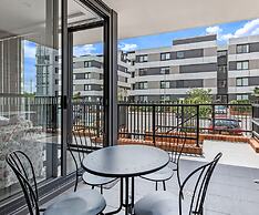 Kozyguru | Penrith | 2 Bed 2 Bath Apt Free Parking