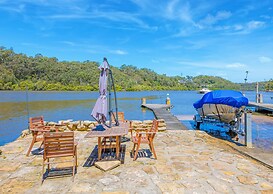 Kozyguru | Waterfront Holiday House With Kayak
