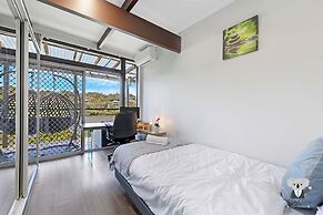 Kozyguru | Waterfront Holiday House With Kayak