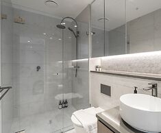 Kozyguru | Rhodes | Modern 2Bed Apt Parking& Views