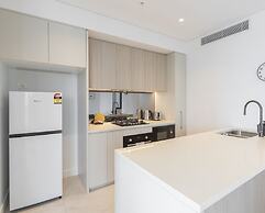 Kozyguru | Rhodes | Modern 2Bed Apt Parking& Views