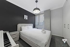 Kozyguru | Ryde | Cosy 2Bed Apt With Private Yard