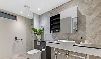 Kozyguru | Surry Hills | Freshly Cozy Apt