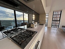 Kozyguru |St Leonards | 1 Bed Best Location & View
