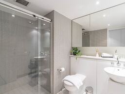 Kozyguru | Barangaroo | Waterfront Views Studio