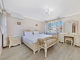 Kozyguru | Thornleigh | 4 Beds Dream Holiday House